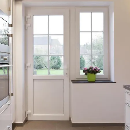 Holiday home Le Rimamir De Charme Au Bord De L'ambleve *